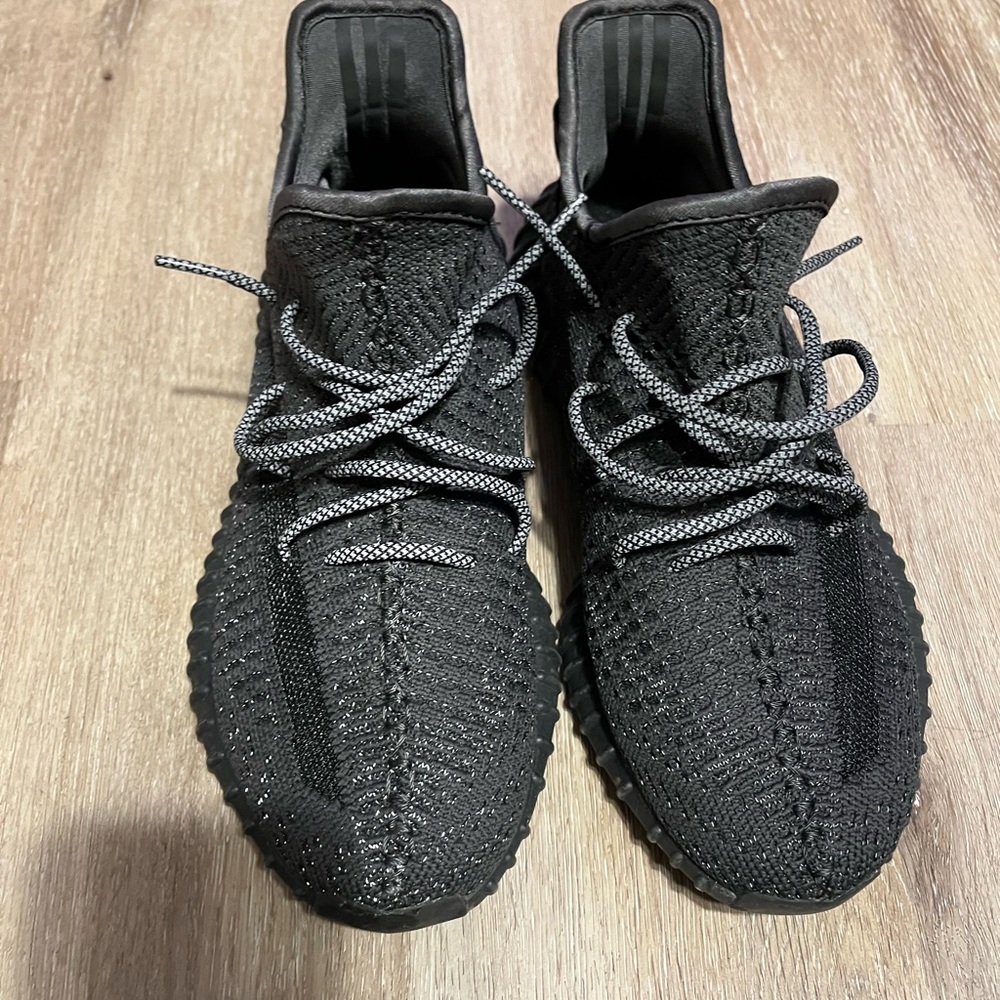 Yeezy Boost 350 V2 'Black Reflective SIZE 8